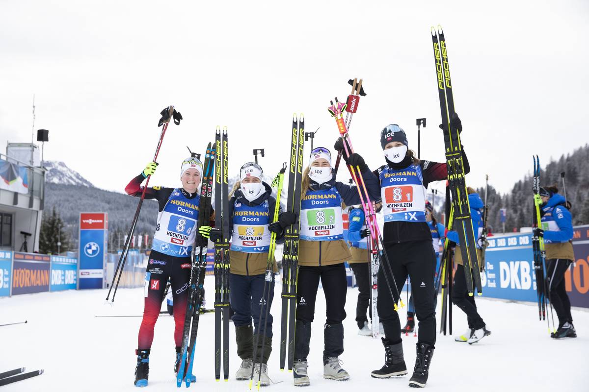 Женская сборная Норвегии выиграла эстафету в Хохфильцене