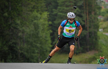 Поздравляем Владимира Чепелина с завоеванием золотой медали чемпионата мира по летнему биатлону!