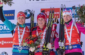 Тириль Экхофф выигрывает женский масс-старт в Осло